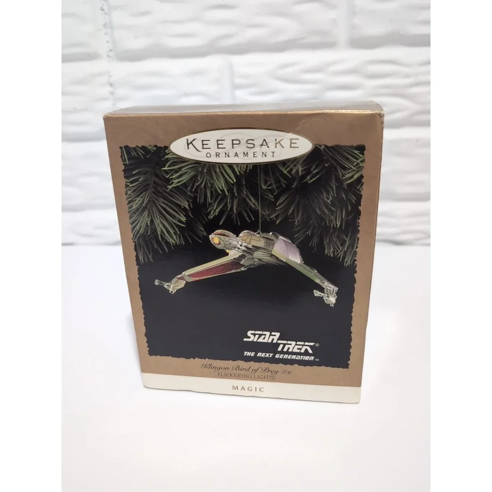 New Hallmark Star Trek Klingon Bird of Prey 1994 Ornament - QLX7386